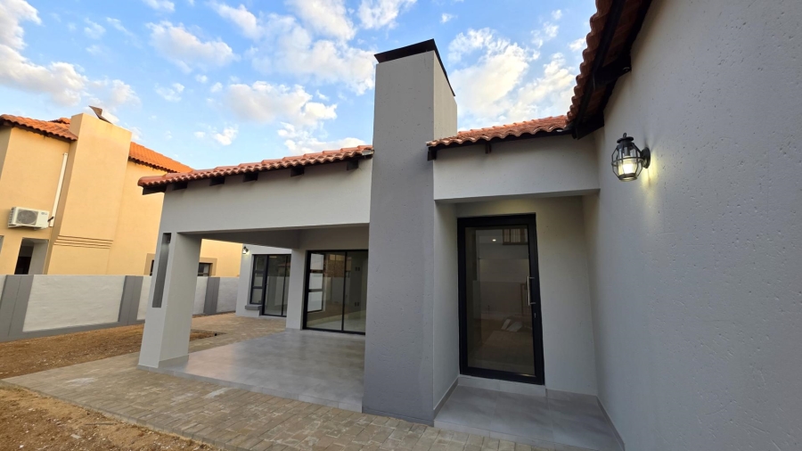 4 Bedroom Property for Sale in Melodie North West
